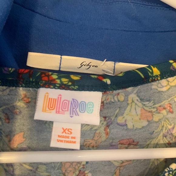 Small Blue suit coat (cotton blend) + xs Floral t - Picture 2 of 2